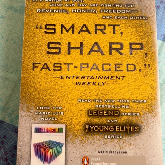 Legend by Marie Lu - Picture 2 of 2